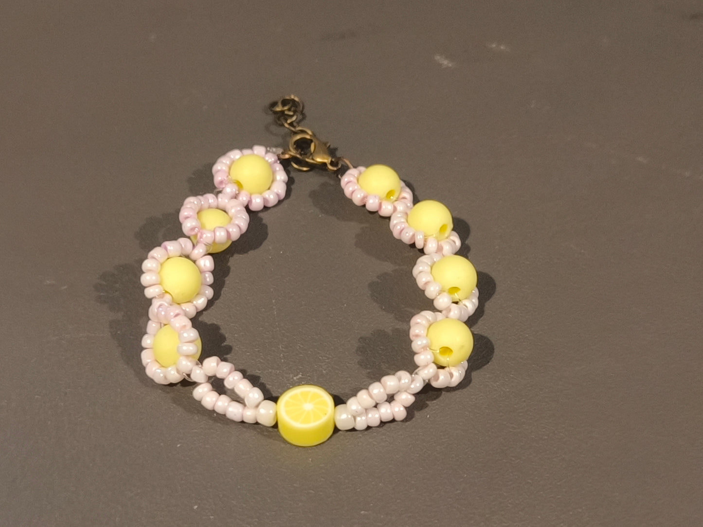 Bracelet jaune et rose poudrée citron